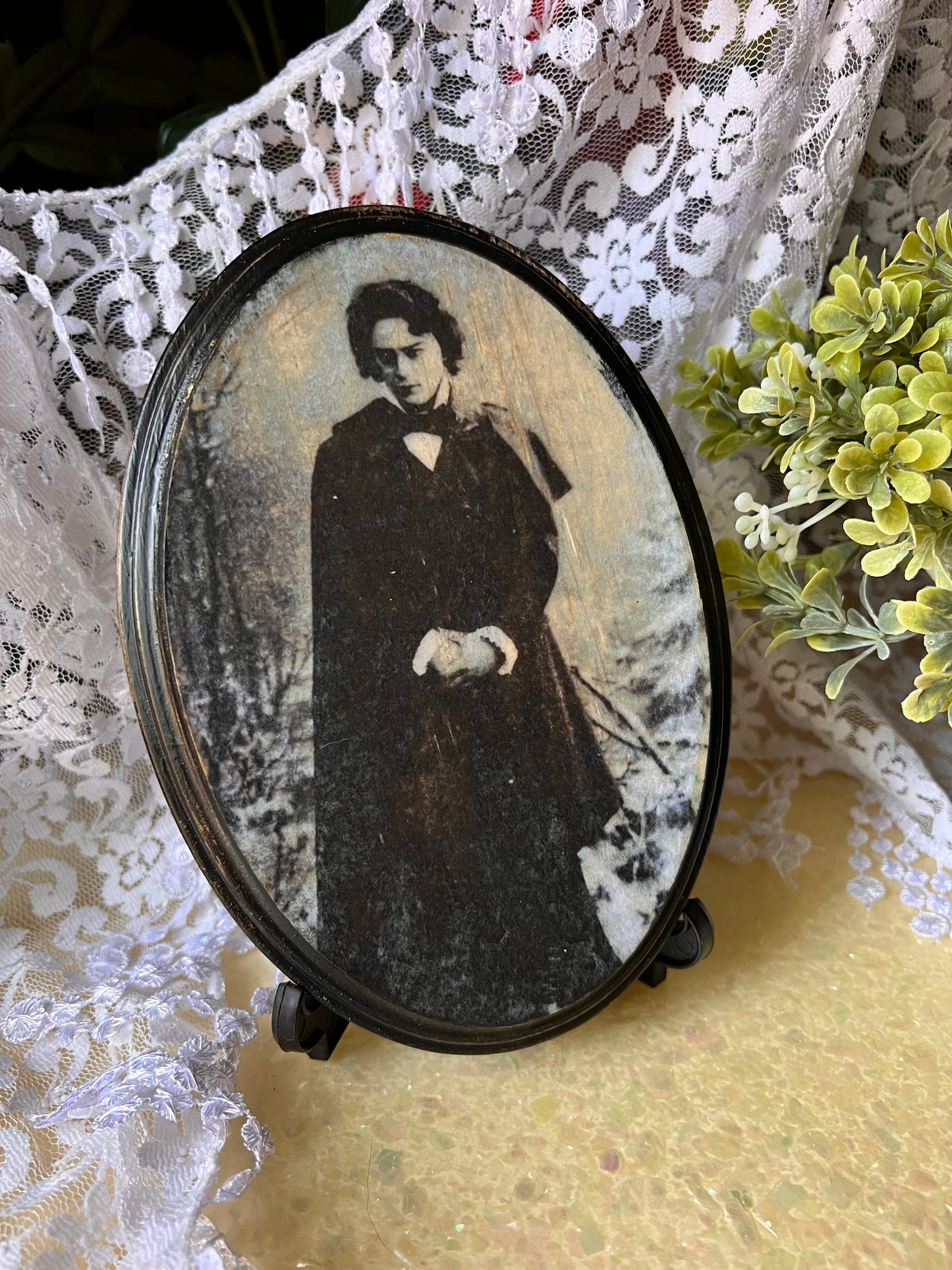 Dark Academia, Wooden Plaque, Moody Vampire, Antique Photo