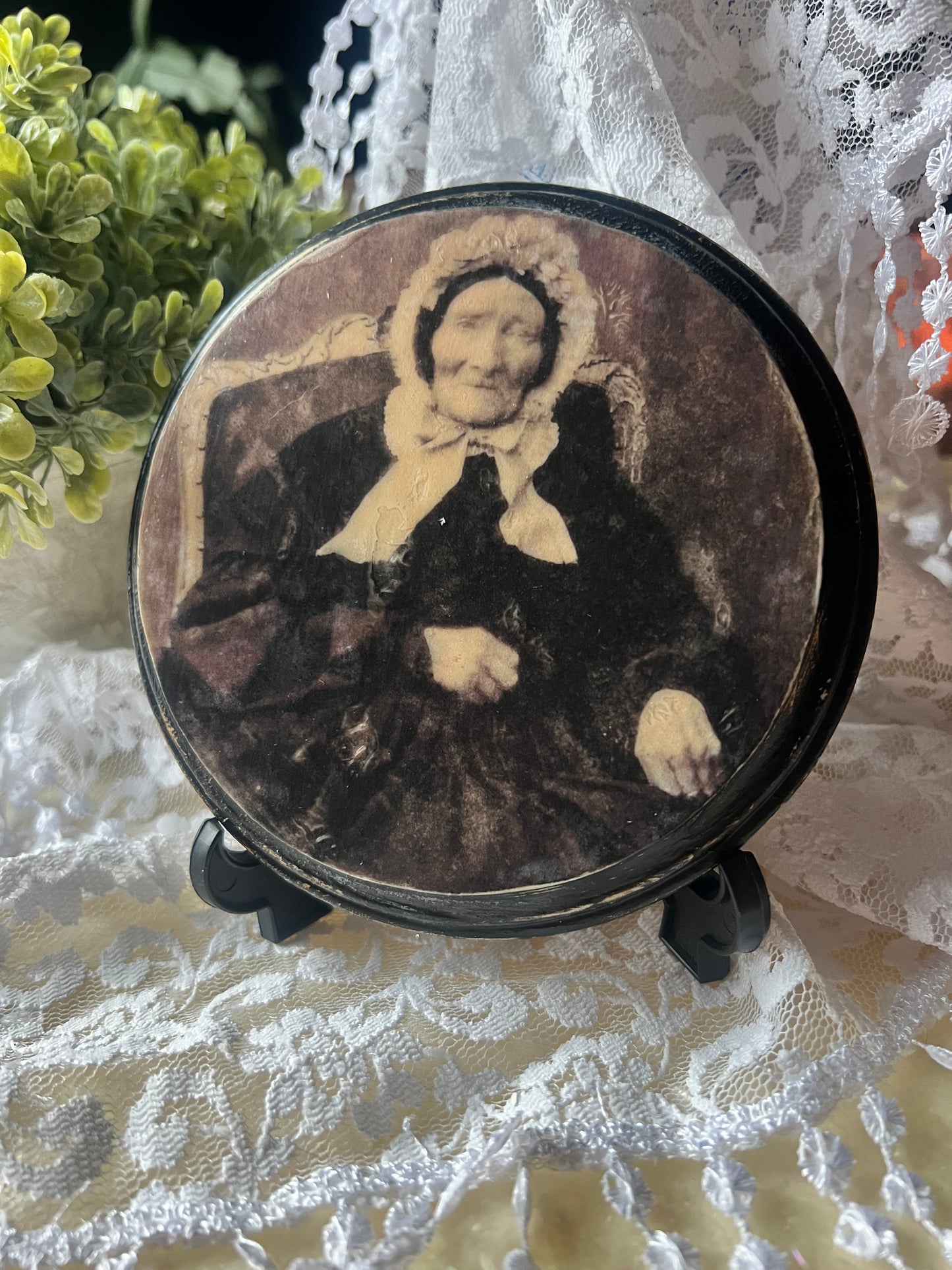 Dark Academia, Wooden Wall Hanging, Old Woman, 1850's, Spooky