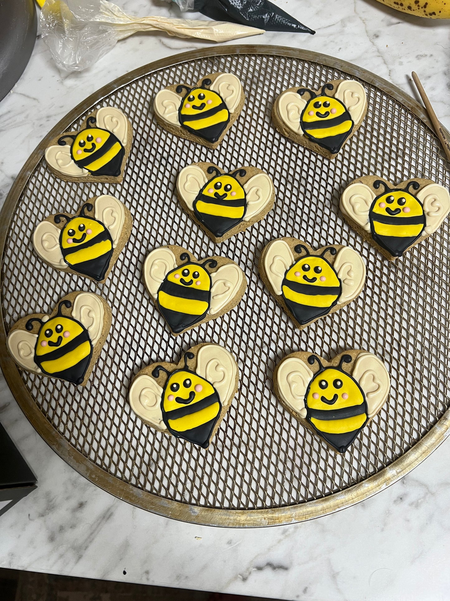 Dog Treats, Happy Bumble Bee Frosted Peanut Butter Cookies, Limited Ingredient