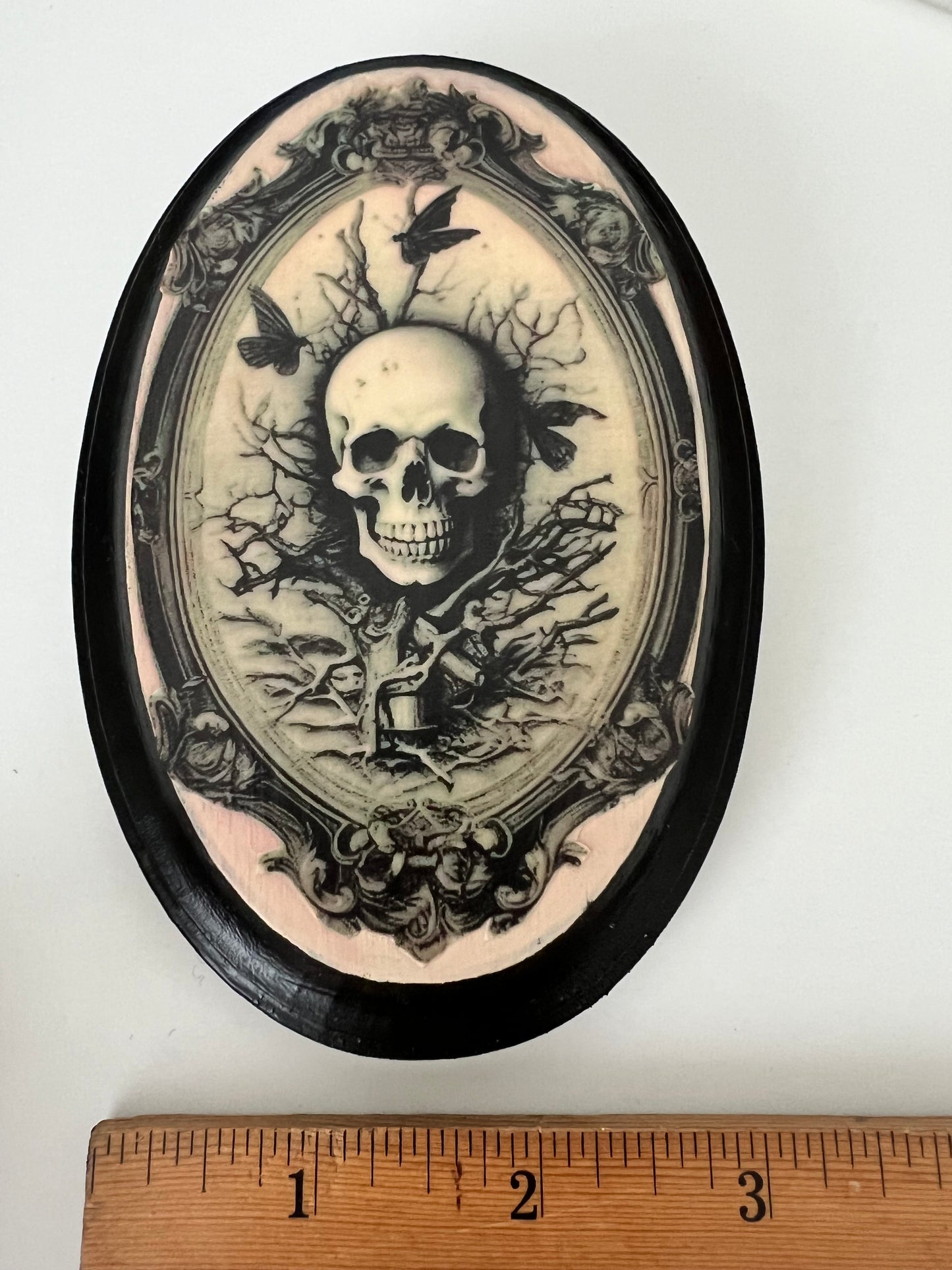 Gothic Skull  - Oval Wooden Plaque Wall Hanging