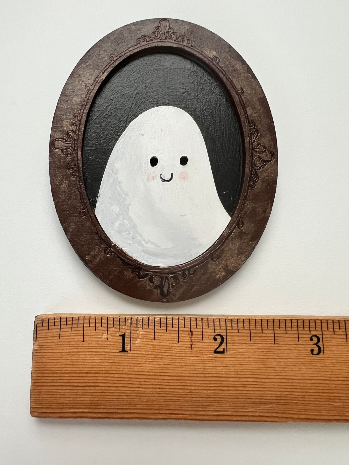 Ghost Portraits - Hand Painted Wooden Happy Ghostie Oval Shaped Frame