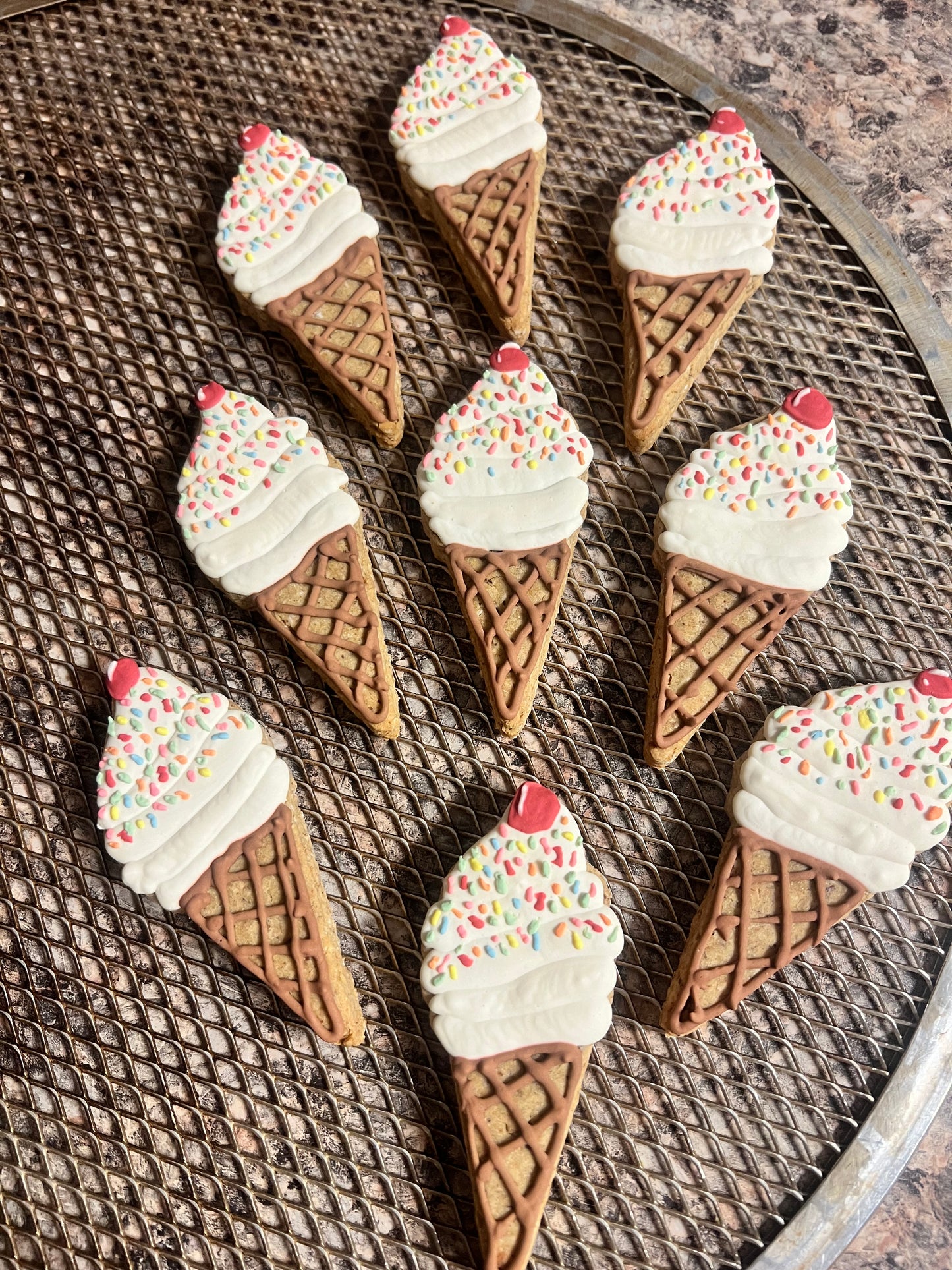 Dog Treats, Ice Cream Cone Frosted Peanut Butter Cookies, Limited Ingredient