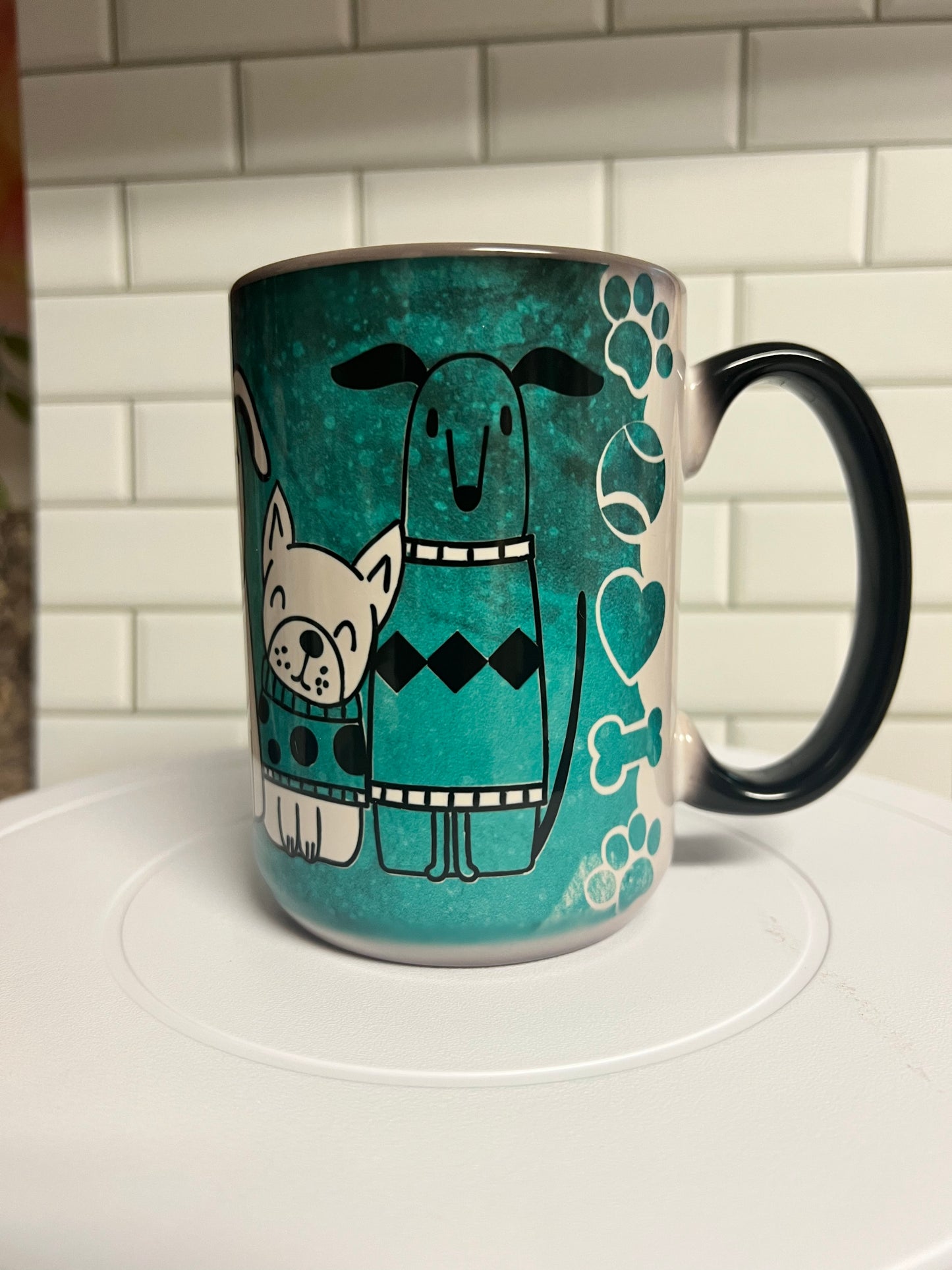 Magic Mug Color Changing Mug 15 oz, Dogs in Sweaters